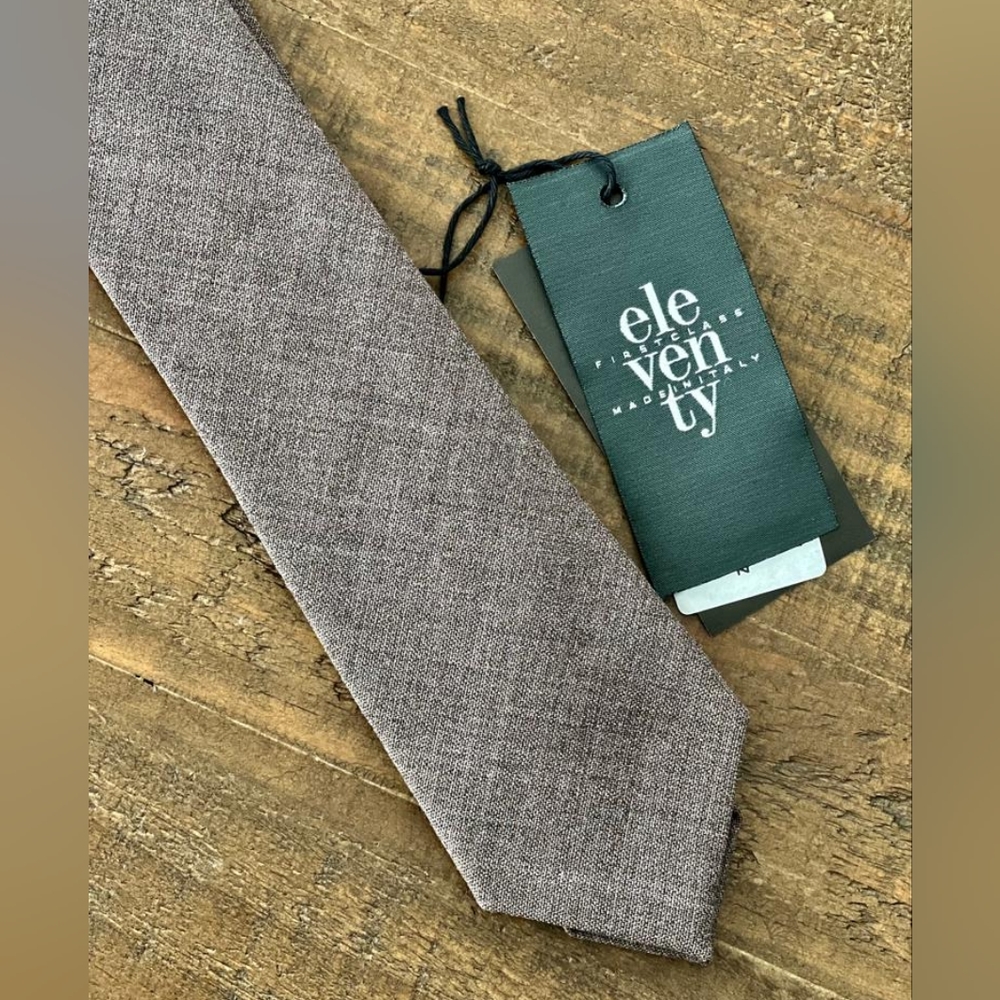 Eleventy tie